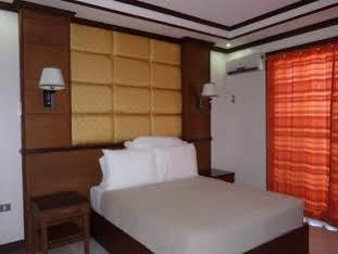 La Roca Veranda Suites & Restaurant Legazpi Esterno foto